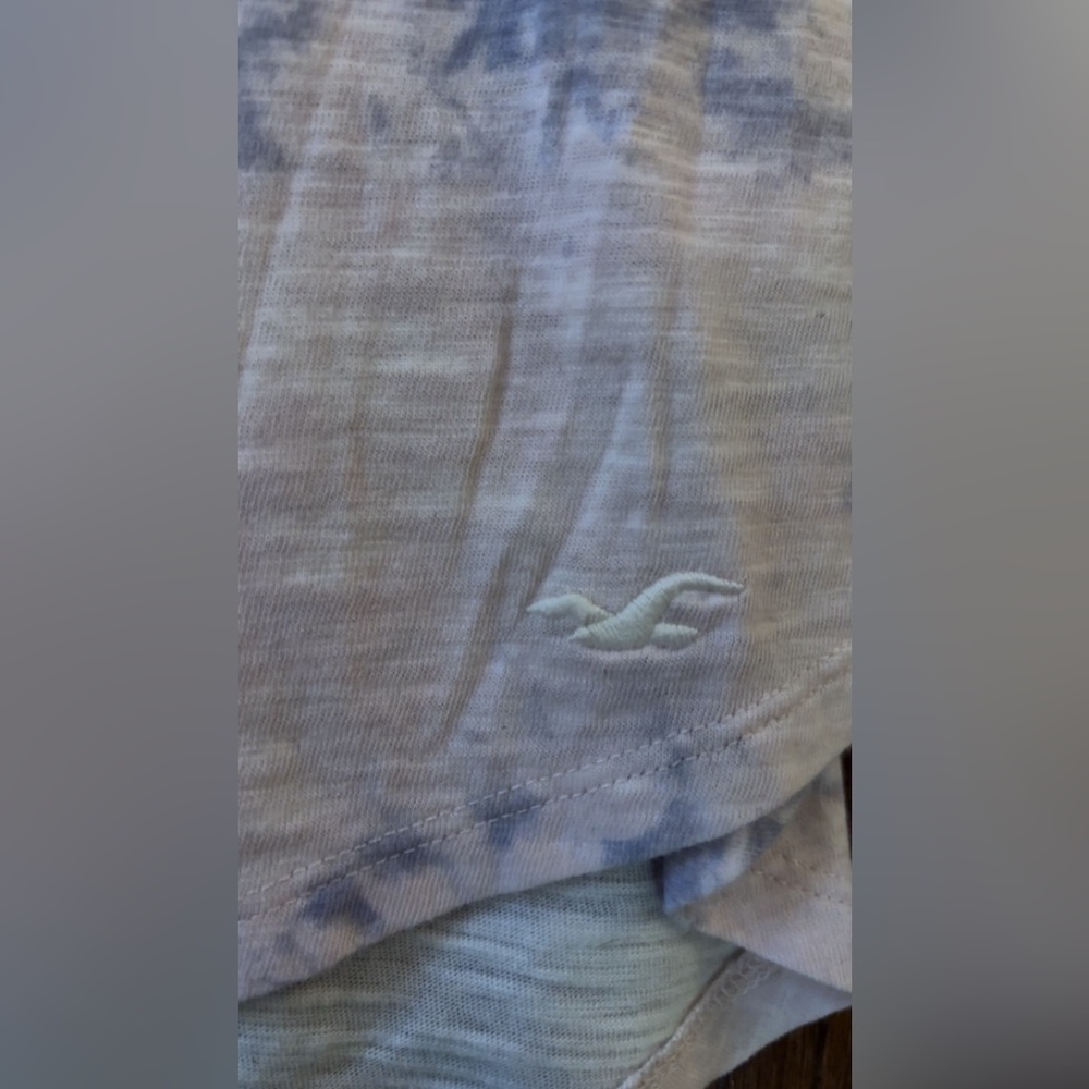Hollister Long Sleeve Shirt - Picture 4 of 4